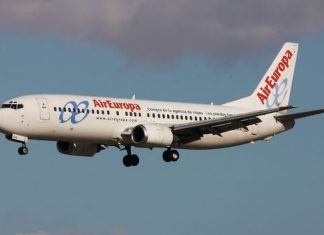 “Vamos a morir”. Incidente en un vuelo de Air Europa con un pasajero que intentaba entrar en la cabina