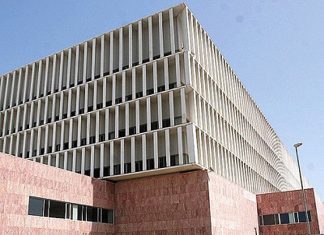 Condenada: lo atracó cuando fue en su ayuda tras simular un robo