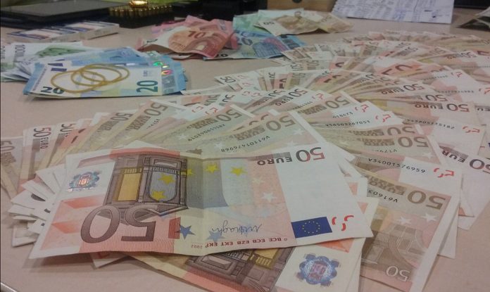 billetes-euro-1471520792911
