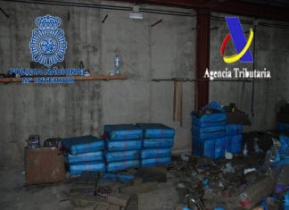 Intervenidas 2,4 toneladas de hachís en una operación contra el narcotráfico en la costa de Huelva
