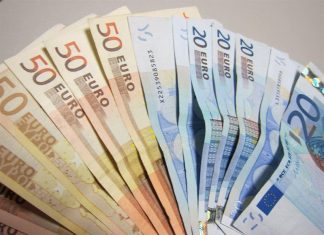 Sacó a su tía moribunda 1,4 millones para evitar repartir la herencia